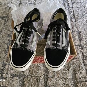 NEW Vans Old Skool Black/Frost